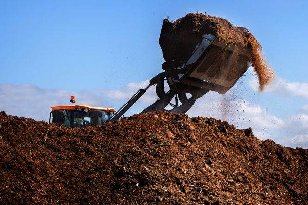 Dirt Spreading in Ellensburg